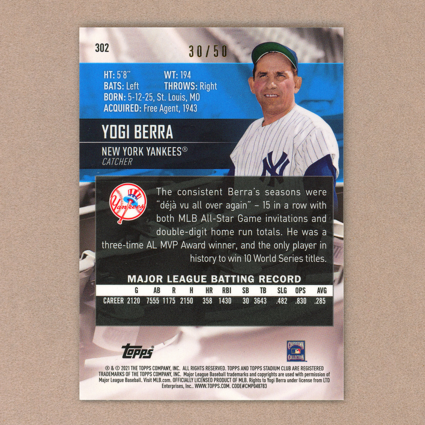 2021 Topps Stadium Club Chrome Yogi Berra (Gold)