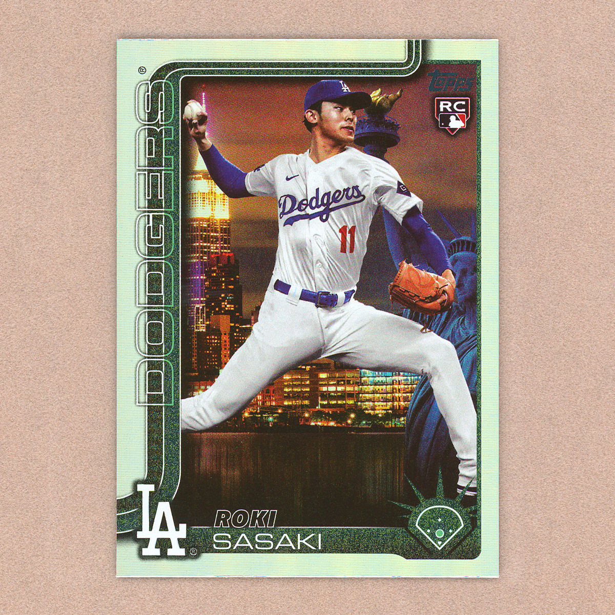 2025 Topps Series 2 Roki Sasaki Big Apple Foil RC